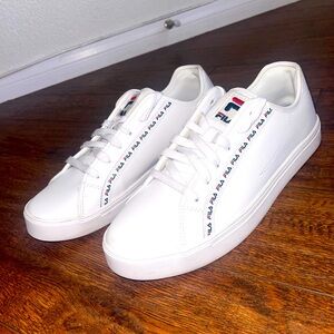Fila Women’s Sneakers - White Size 10